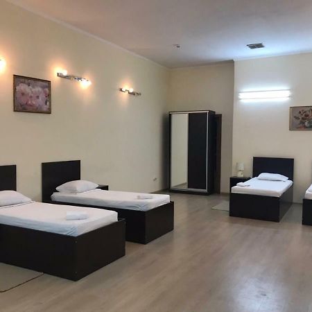 Mini-Hotel Verhovina Kiev Bagian luar foto